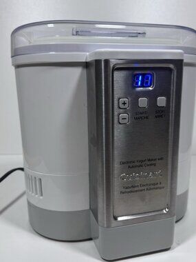 Cuisinart CYM-100 Electronic Yogurt Maker w/ Automatic Cooling & Detachable Cord